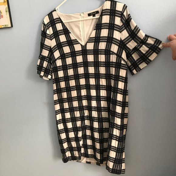 Madewell fluted sleeve dress - Picture 3 of 7